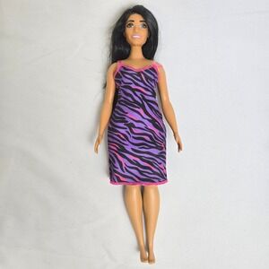 Mattel Barbie Curvy Fashionista Fashion Doll 2015 Purple Pink Zebra Print Dress